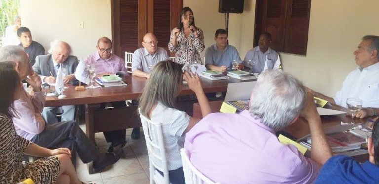 O encontro de Roseana com as lideranças e prefeitos do PMDB...
